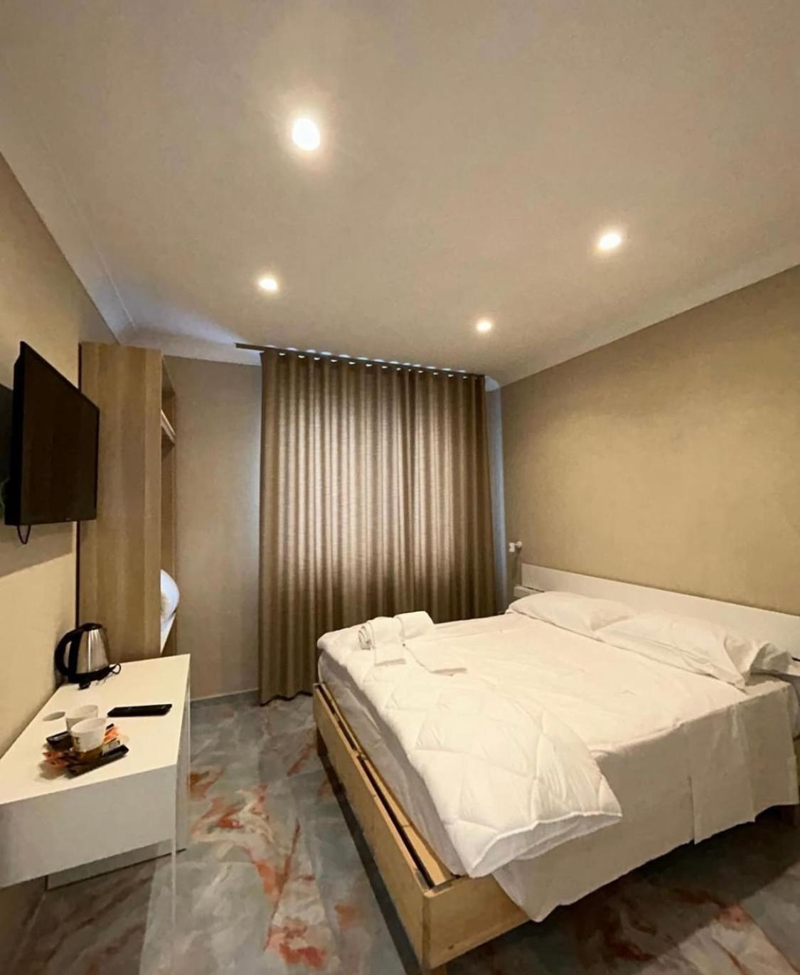 Business House Affittacamere Napoli